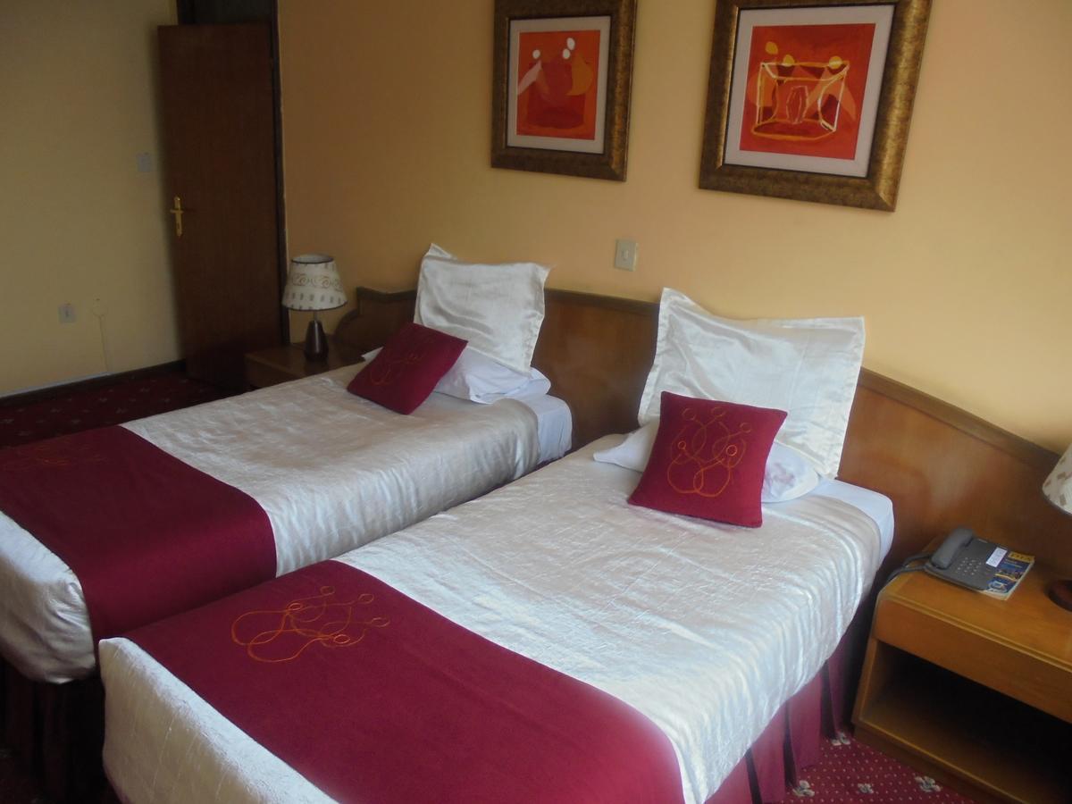 Global Hotel แอดดิสอาบาบา ภายนอก รูปภาพ