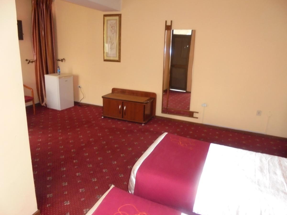 Global Hotel แอดดิสอาบาบา ภายนอก รูปภาพ